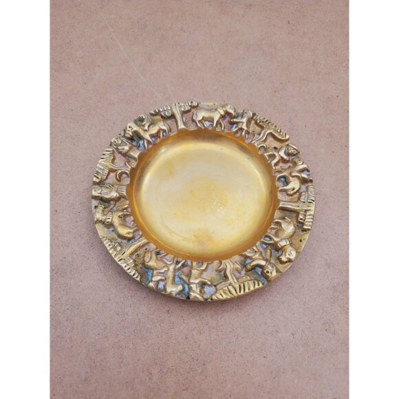 Brutalist Folk Art Brass Dish Catchall | Vintage Mid Century Decorative Relief - Picture 2 of 10